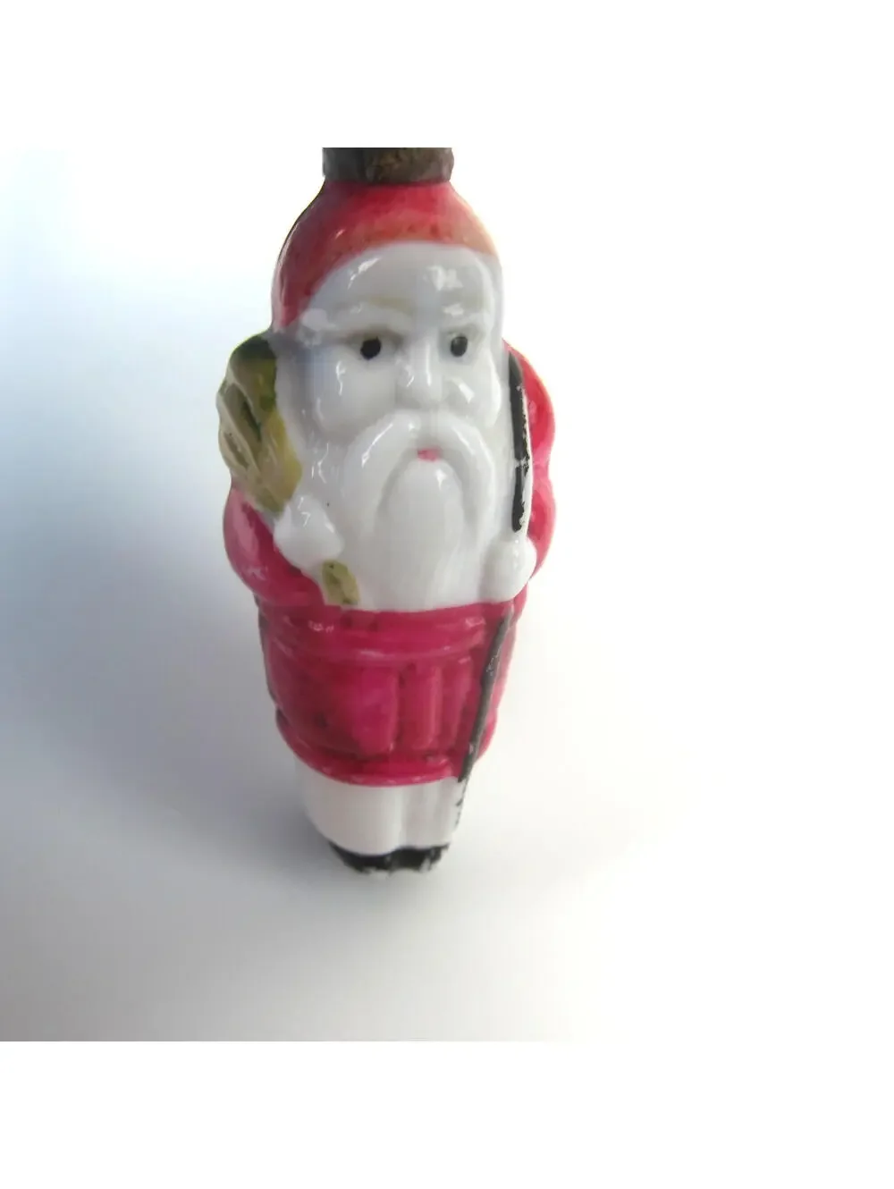 Vintage Santa Claus Christmas Milk Glass Light Bulb C6 Toy Sack Figural Japan